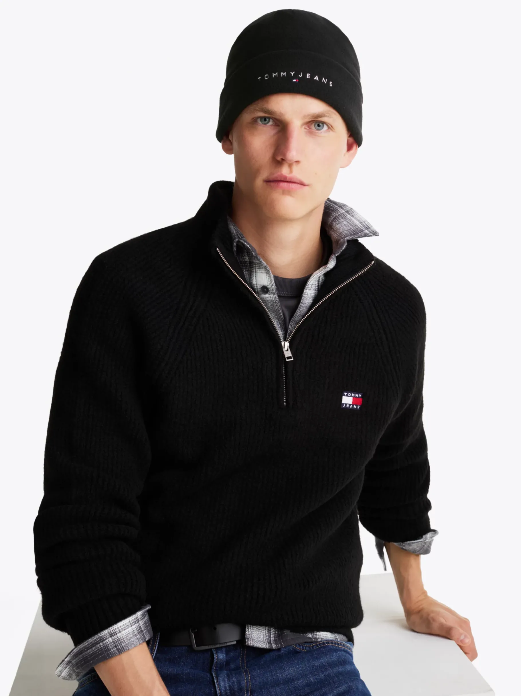 Tommy Hilfiger Beanie aus Fleece mit aufgesticktem Logo BLACK Discount