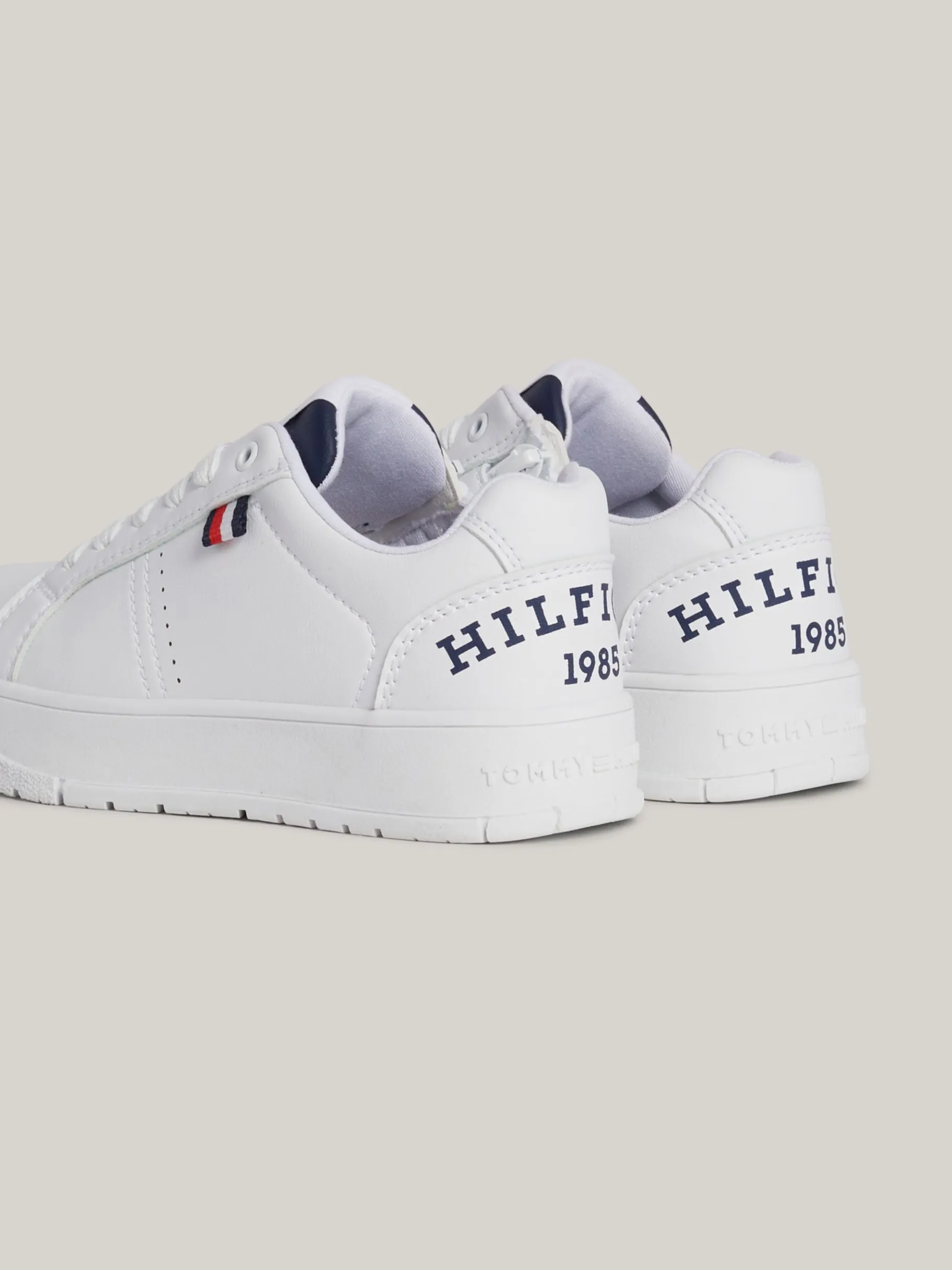 Tommy Hilfiger Chunky Sneaker mit Logo WHITE / BLUE Flash Sale