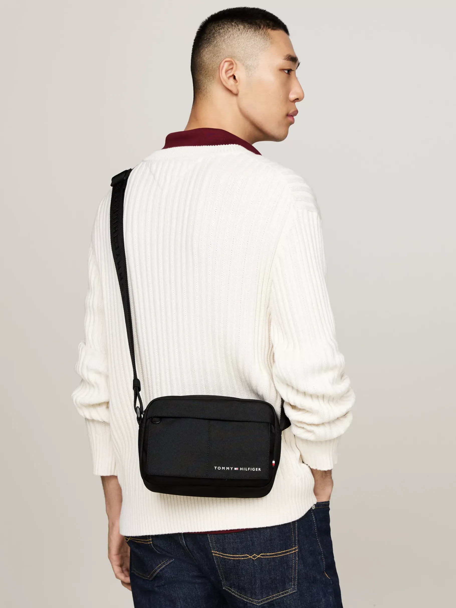 Tommy Hilfiger Crossbody-Reportertasche BLACK Hot