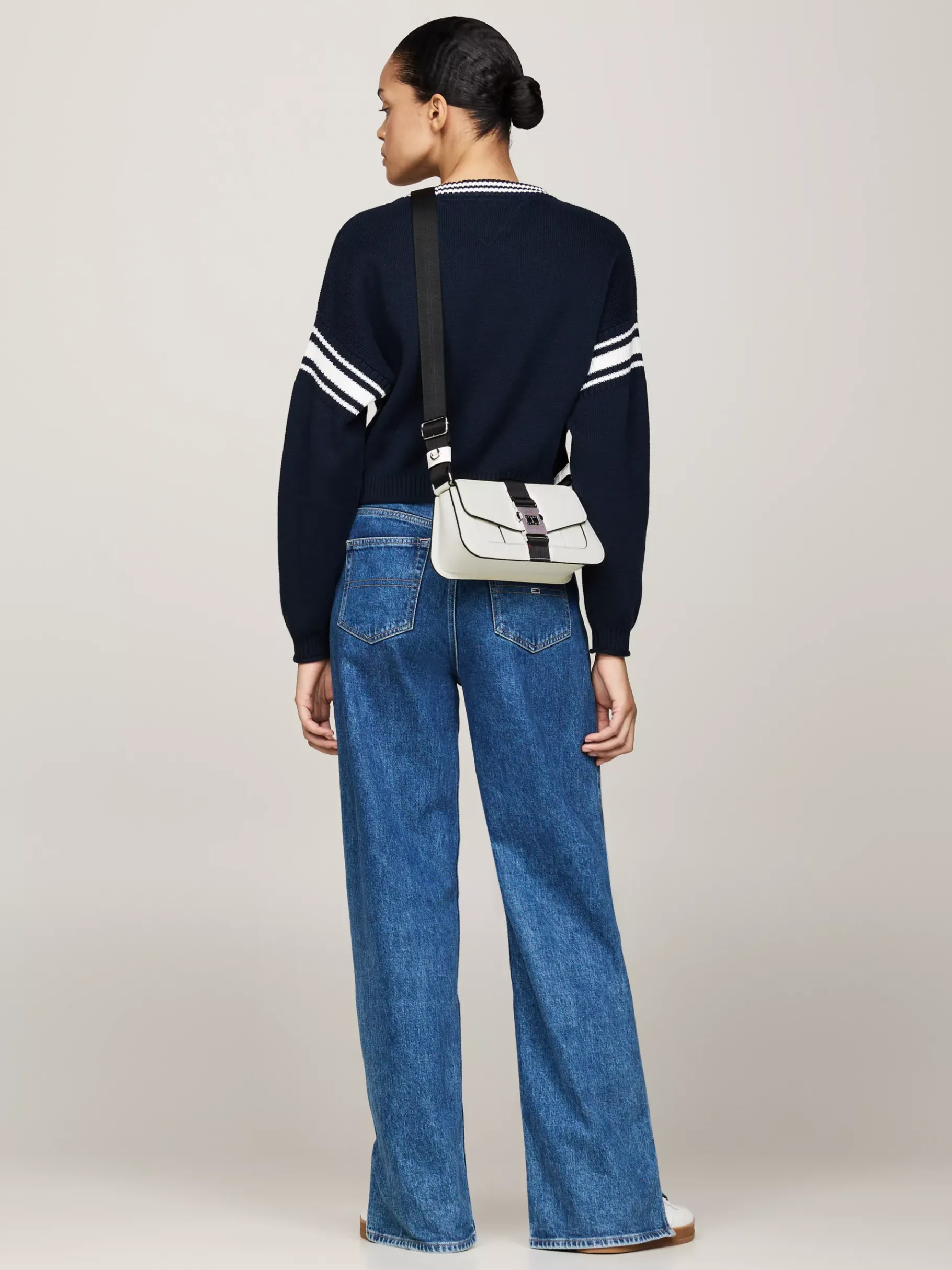 Tommy Hilfiger Crossbody-Tasche mit Klappverschluss ANCIENT WHITE Cheap