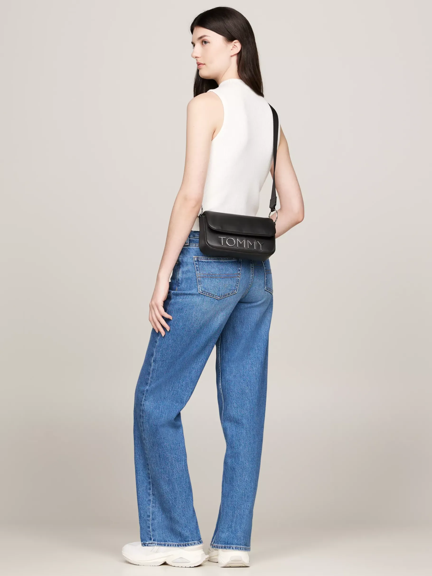 Tommy Hilfiger Crossbody-Tasche mit Metall-Logo BLACK Outlet