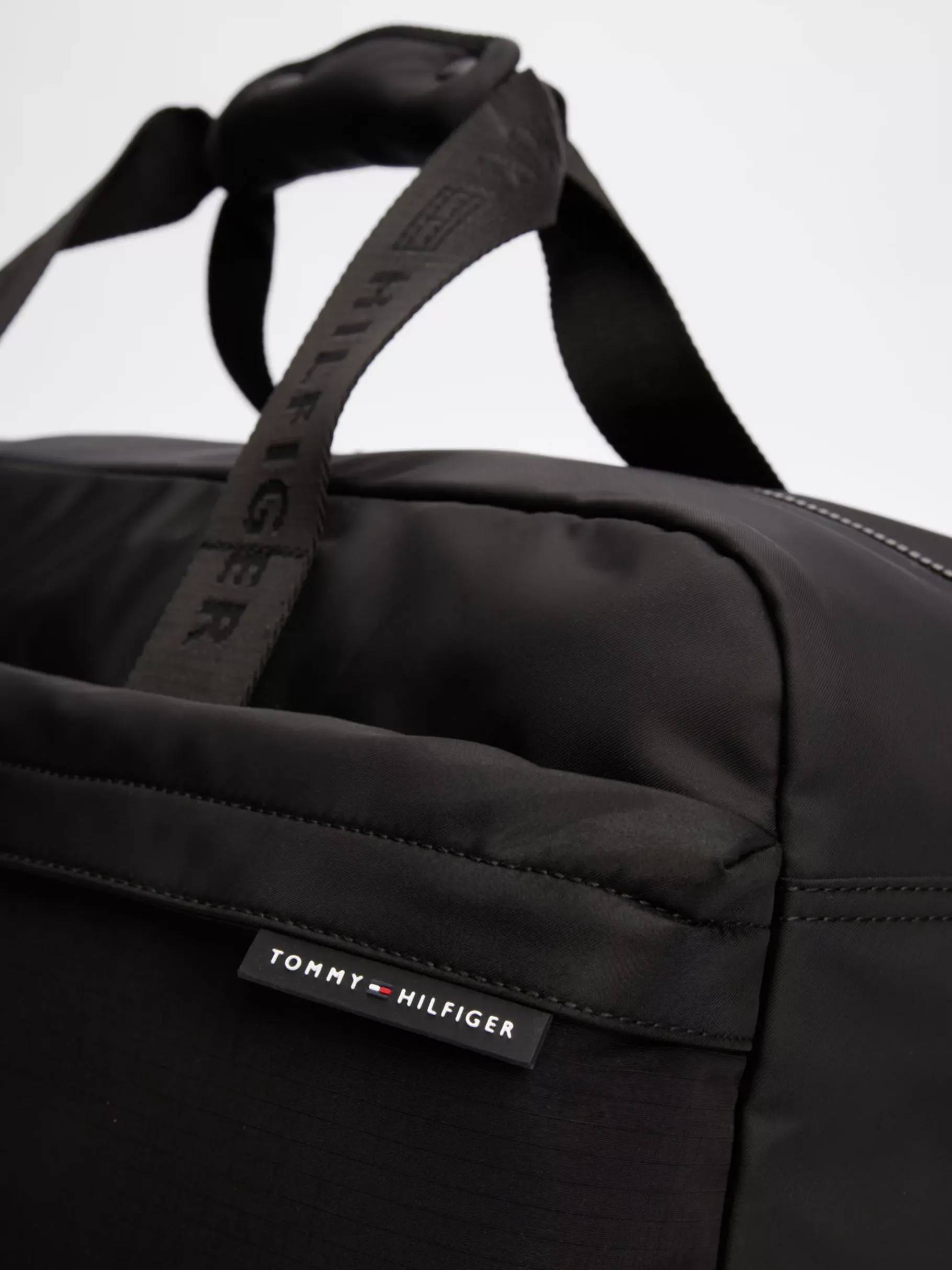 Tommy Hilfiger Dufflebag mit Logo BLACK Store
