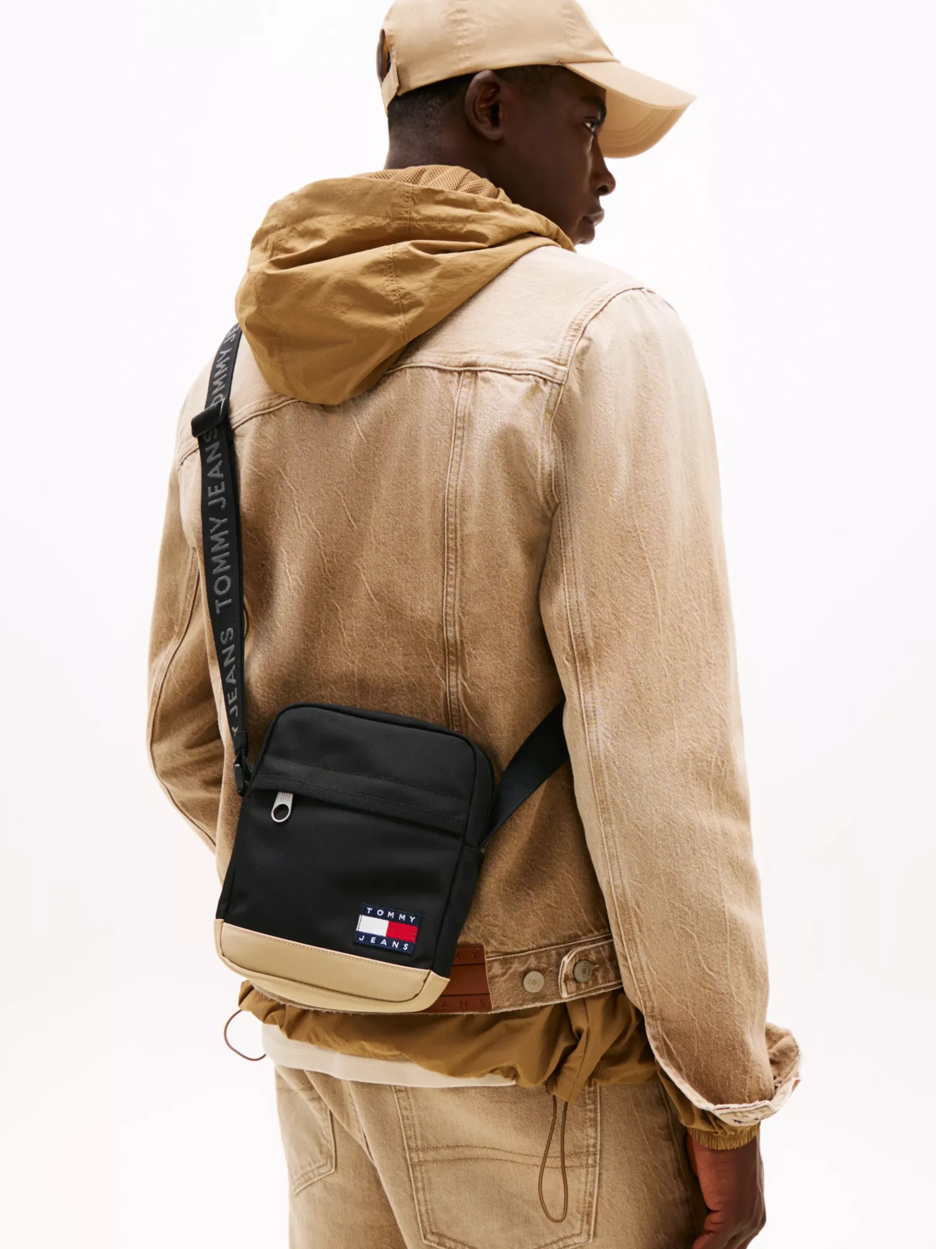Tommy Hilfiger Essential Crossover-Reportertasche BLACK Outlet