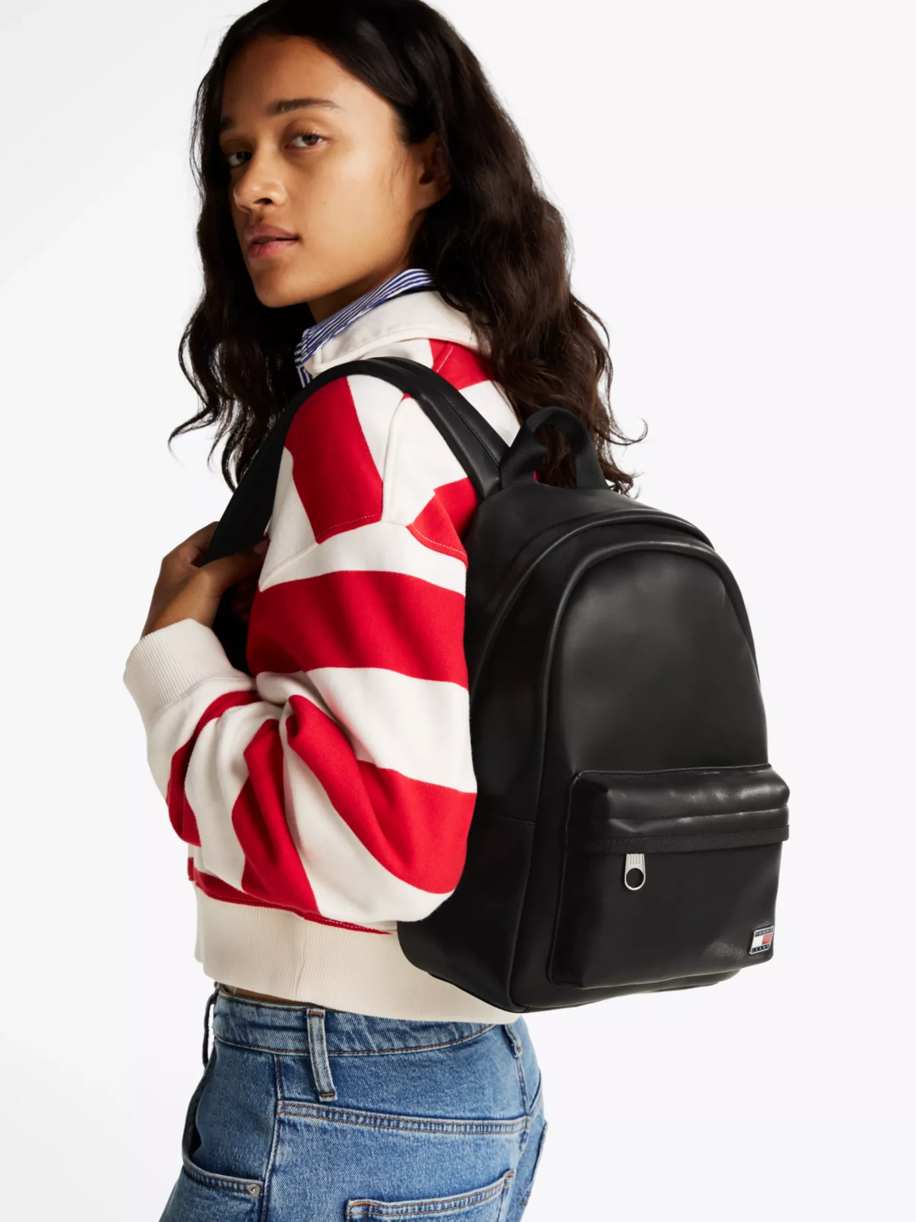 Tommy Hilfiger Essential kuppelförmiger Rucksack mit Logo BLACK Fashion