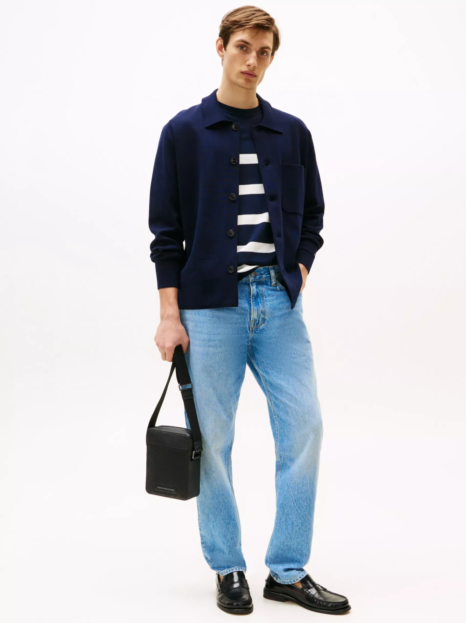 Tommy Hilfiger Genarbte Reporter-Bag mit TH-Monogramm BLACK Hot