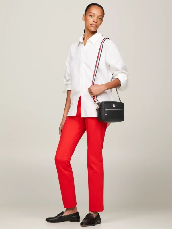 Tommy Hilfiger Iconic Kameratasche mit Tommy-Tape am Riemen BLACK Flash Sale