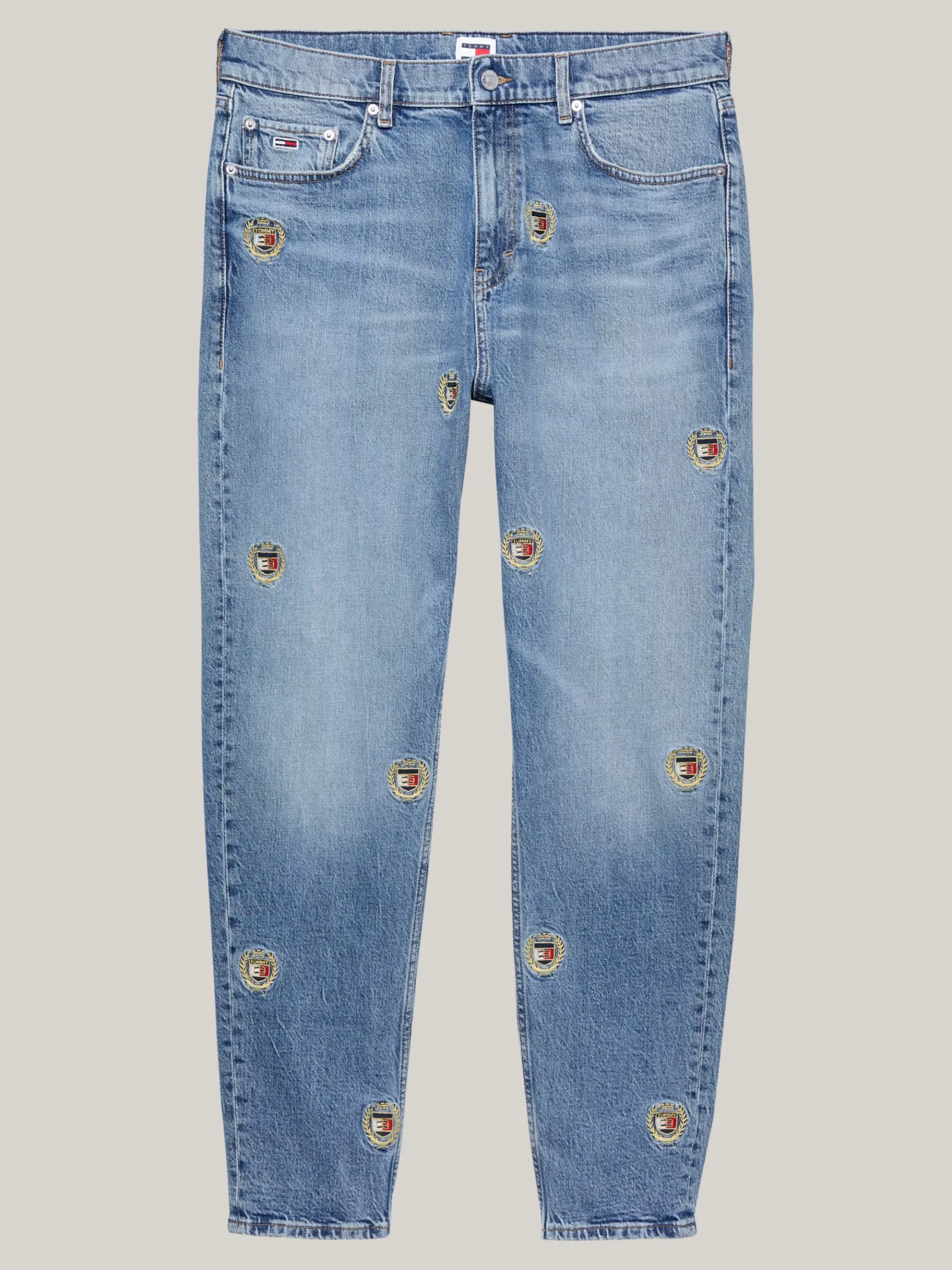 Tommy Hilfiger Isaac Relaxed Tapered Jeans mit Stickereien DENIM MEDIUM Hot