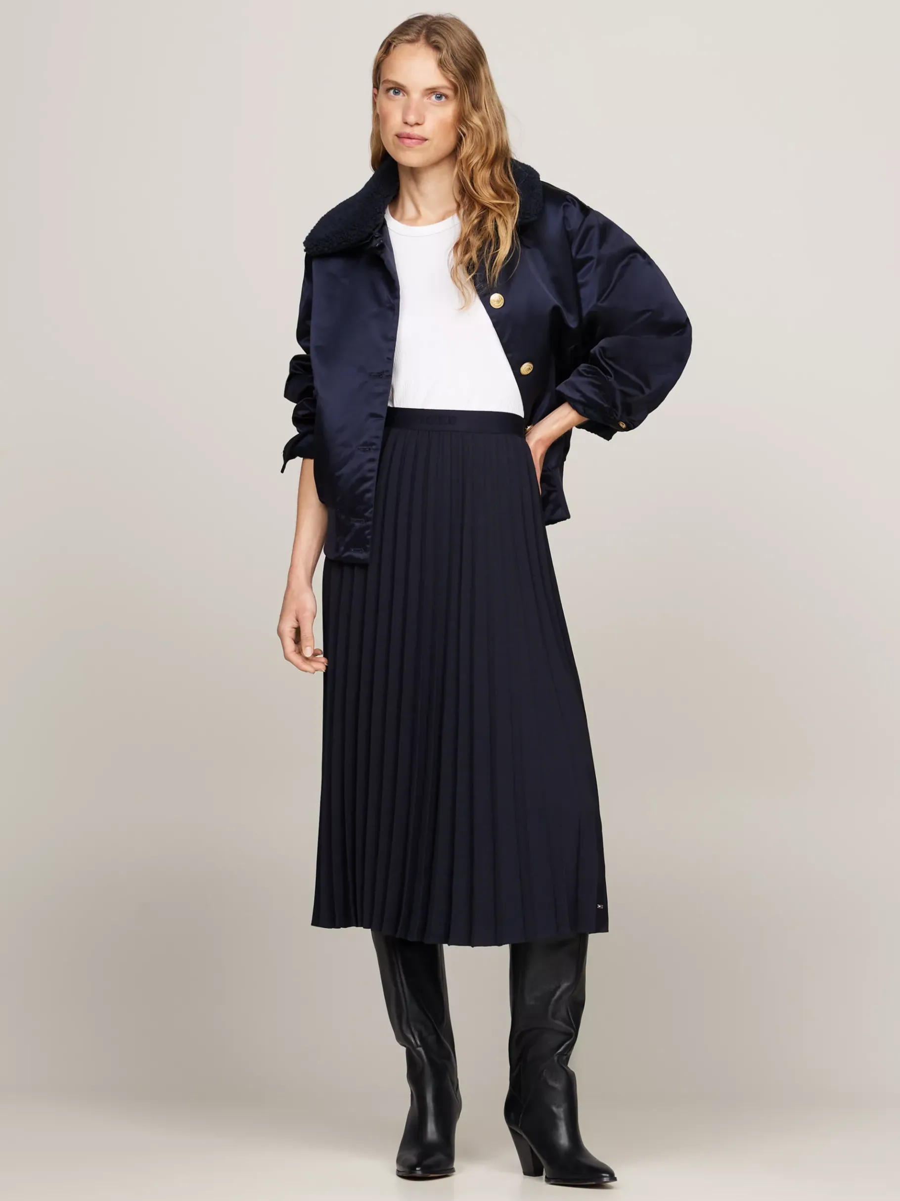 Tommy Hilfiger Kniehoher Leder-Cowboystiefel mit kubanischem Absatz BLACK New