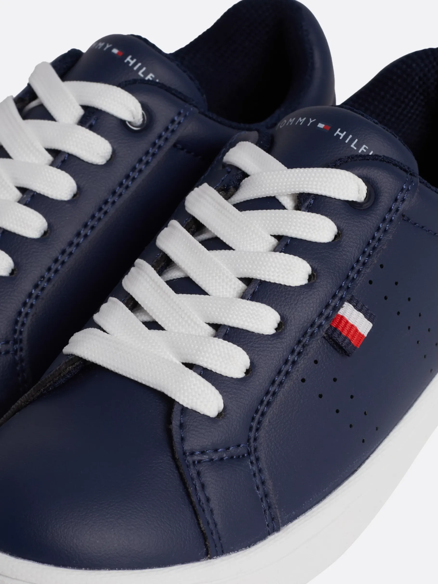 Tommy Hilfiger Lace-up Sneaker mit Logo BLUE Store