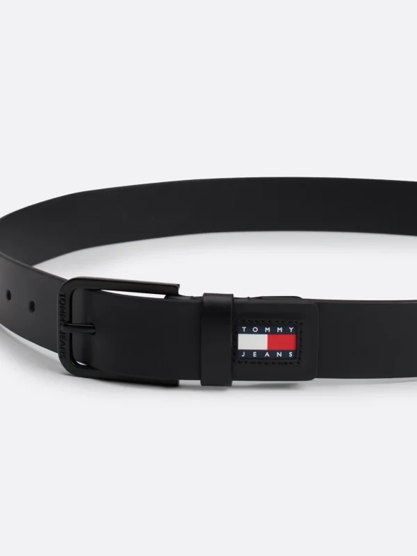 Tommy Hilfiger Ledergürtel mit gummiertem Badge BLACK Clearance