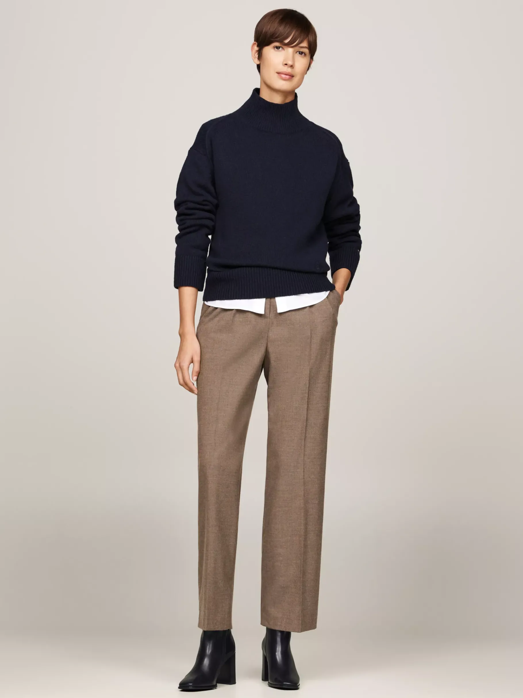 Tommy Hilfiger Lederstiefel mit Kette und Blockabsatz BLACK Fashion