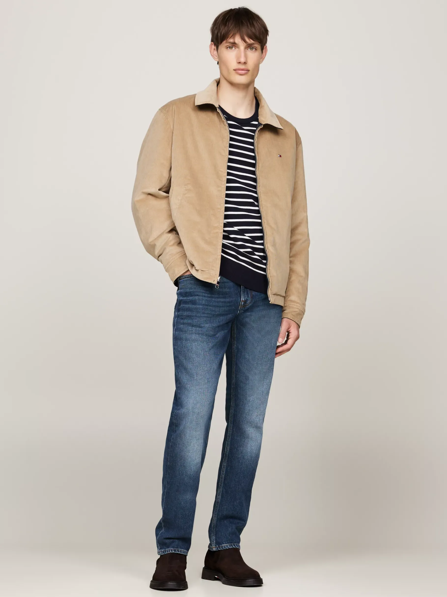 Tommy Hilfiger Leichtgewichtiger Chelsea-Boot aus Wildleder DARK COFFEE Fashion