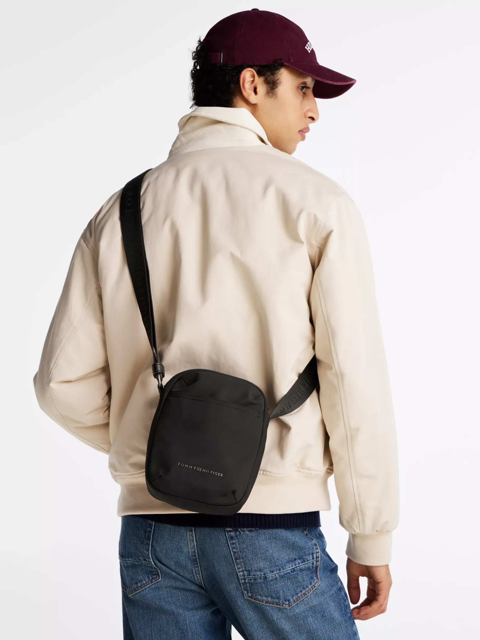 Tommy Hilfiger Reportertasche mit Metall-Logo BLACK Cheap