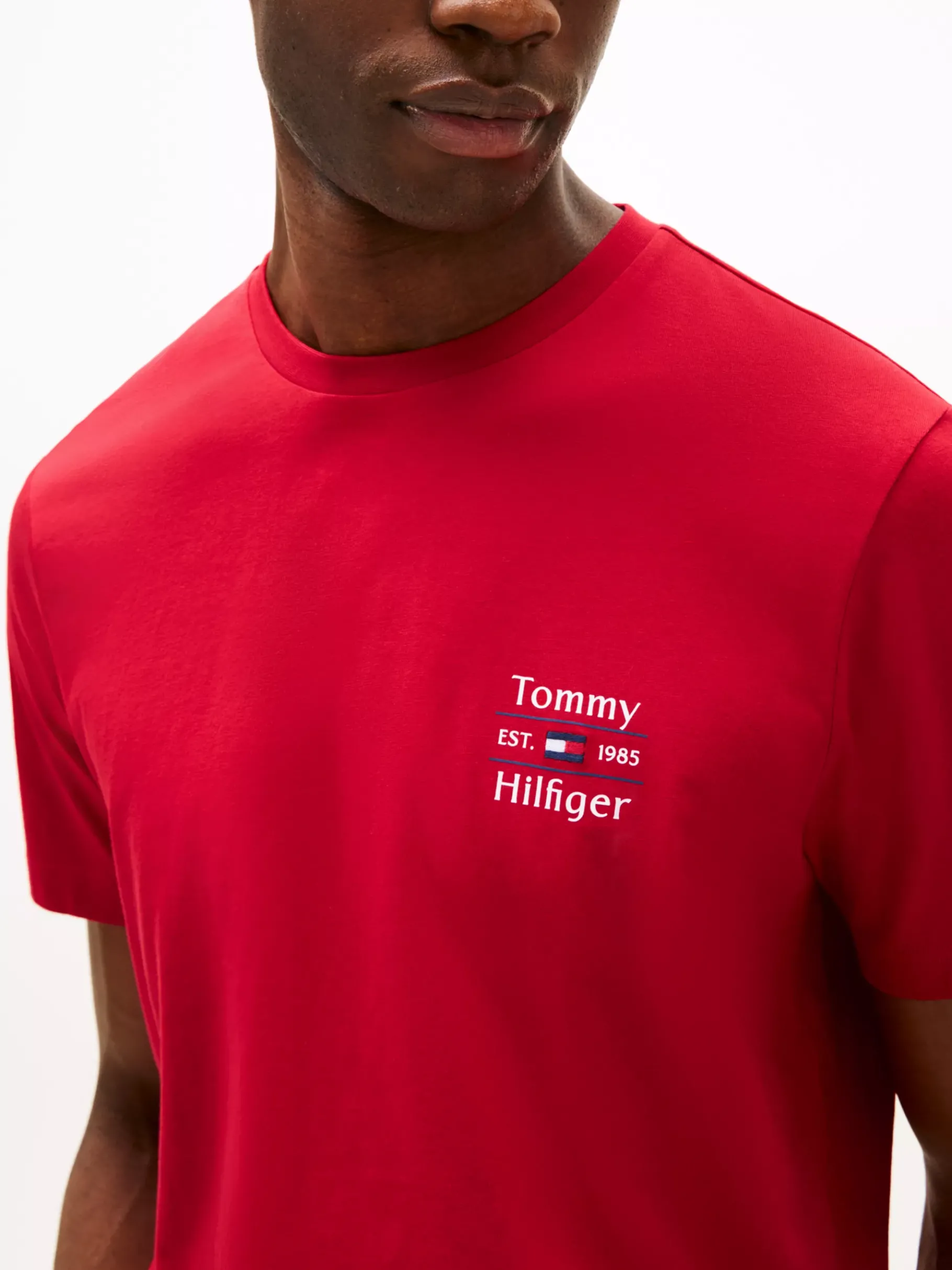 Tommy Hilfiger Rundhals-T-Shirt mit Logo MEDIUM RED Flash Sale