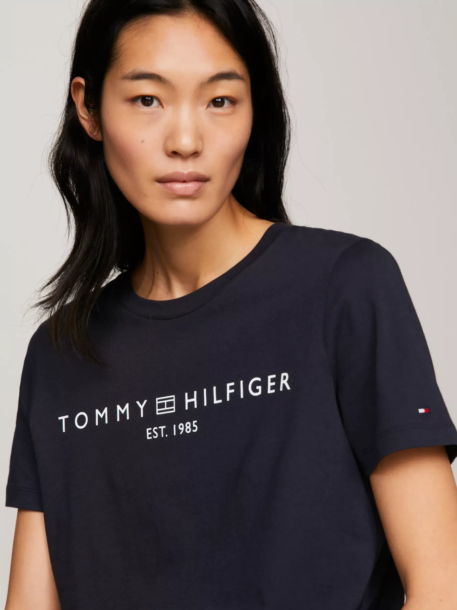 Tommy Hilfiger Rundhals-T-Shirt mit Logo DESERT SKY Sale