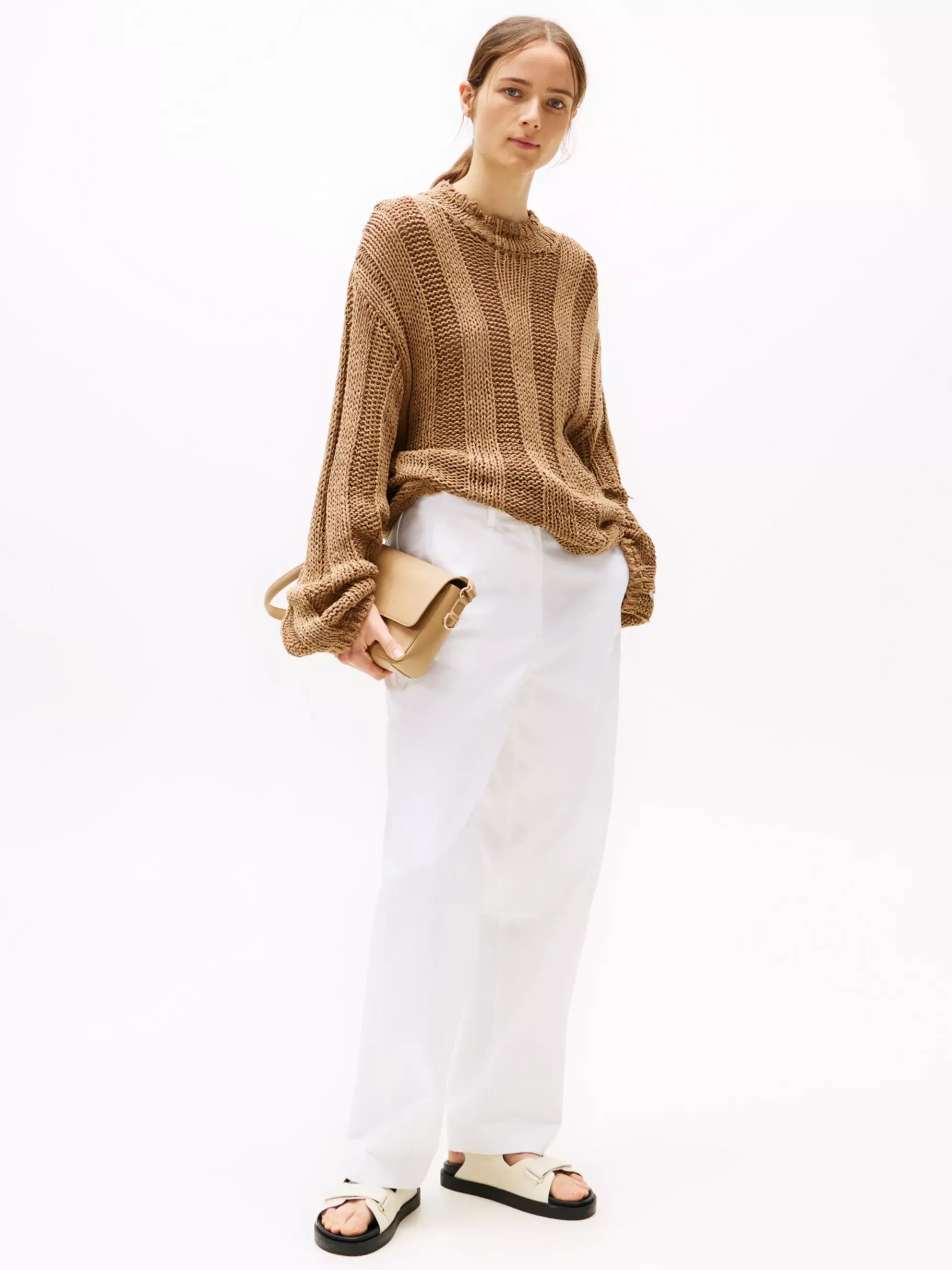 Tommy Hilfiger Rutschhemmende Ledersandale mit TH-Monogramm MUSLIN Discount