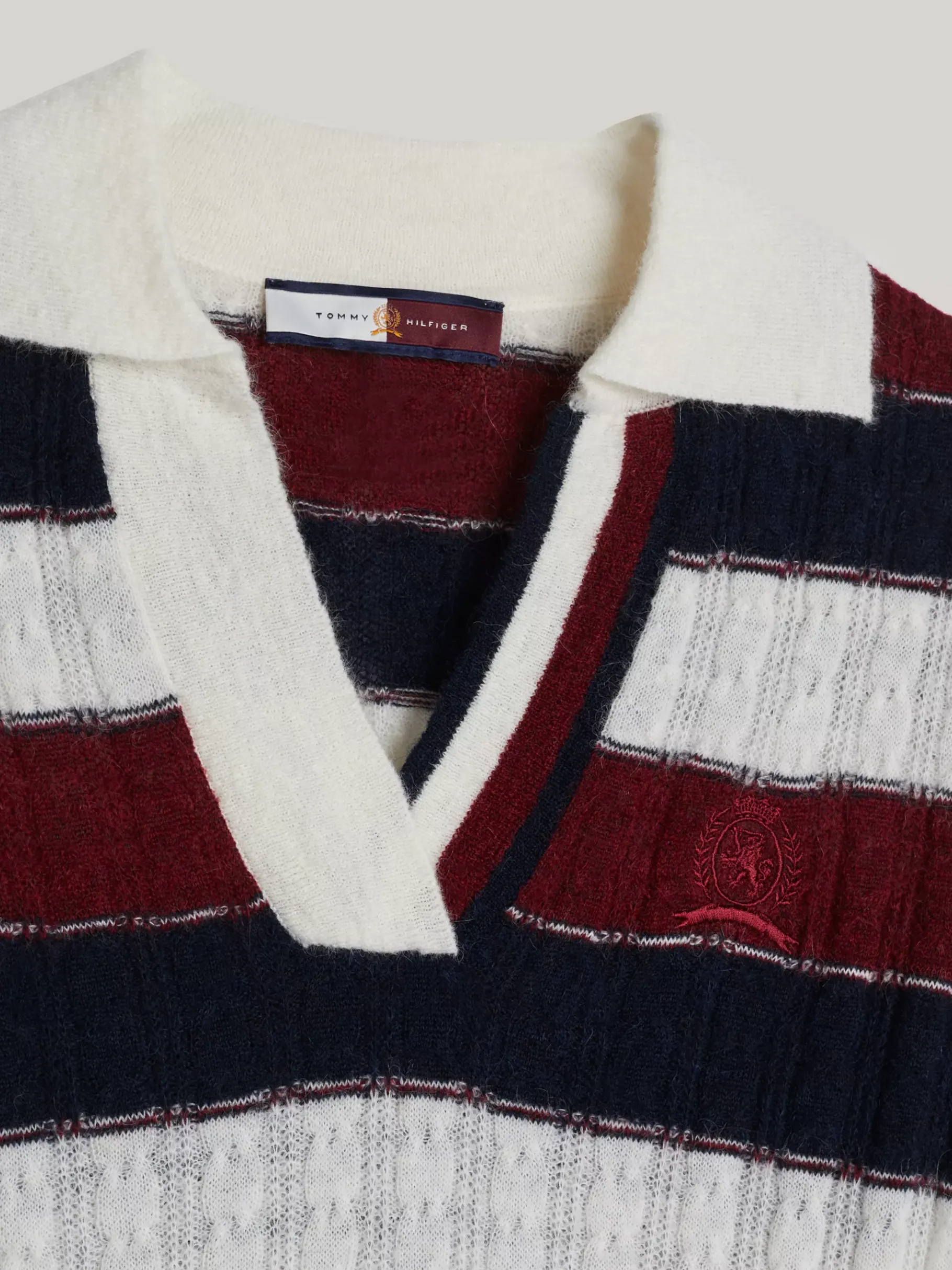 Tommy Hilfiger Slim Fit Poloshirt aus Alpakamix mit Wappen ECRU/MULTI Best Sale