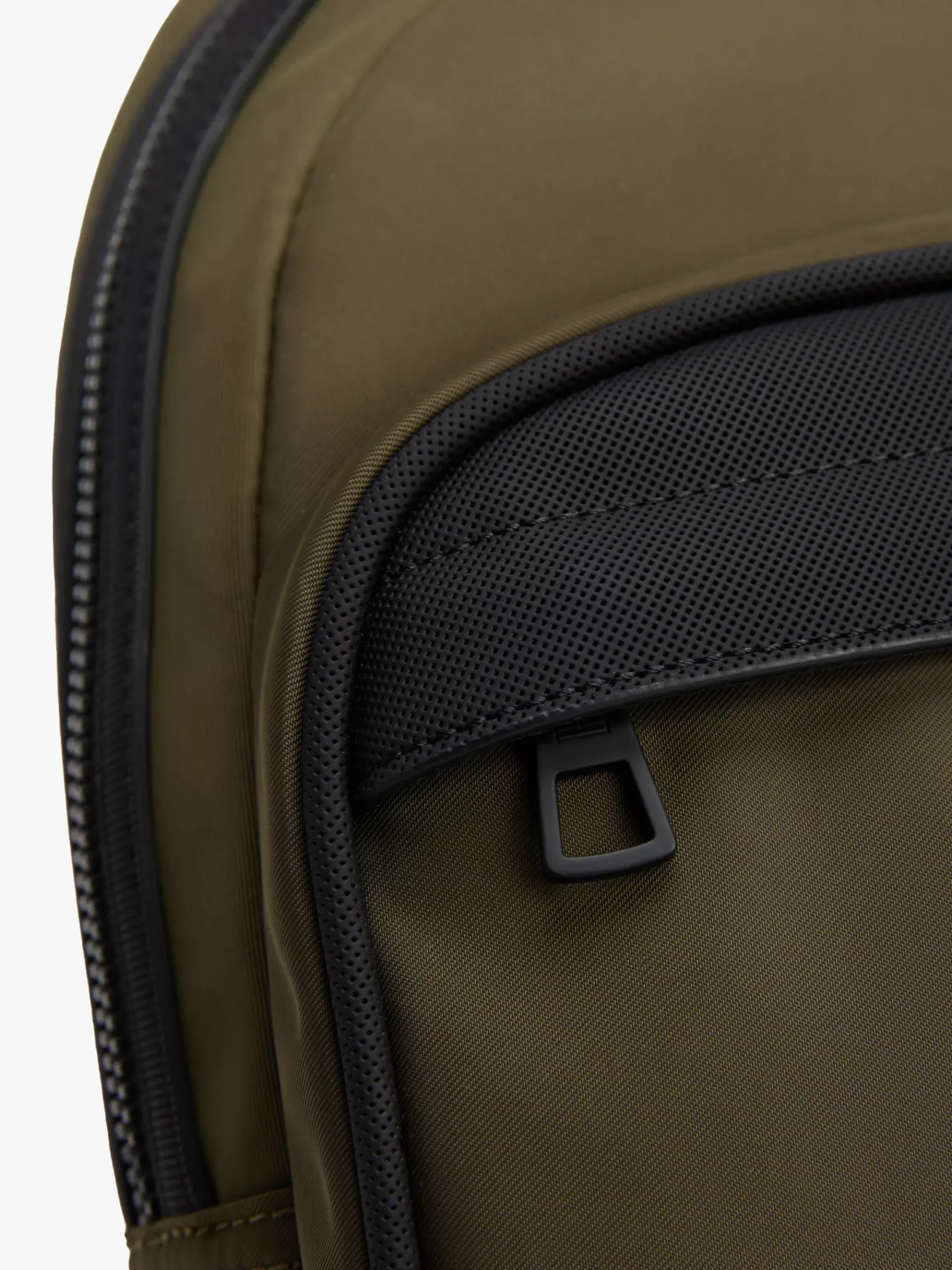 Tommy Hilfiger Slingbag mit Metall-Logo ARMY GREEN Shop