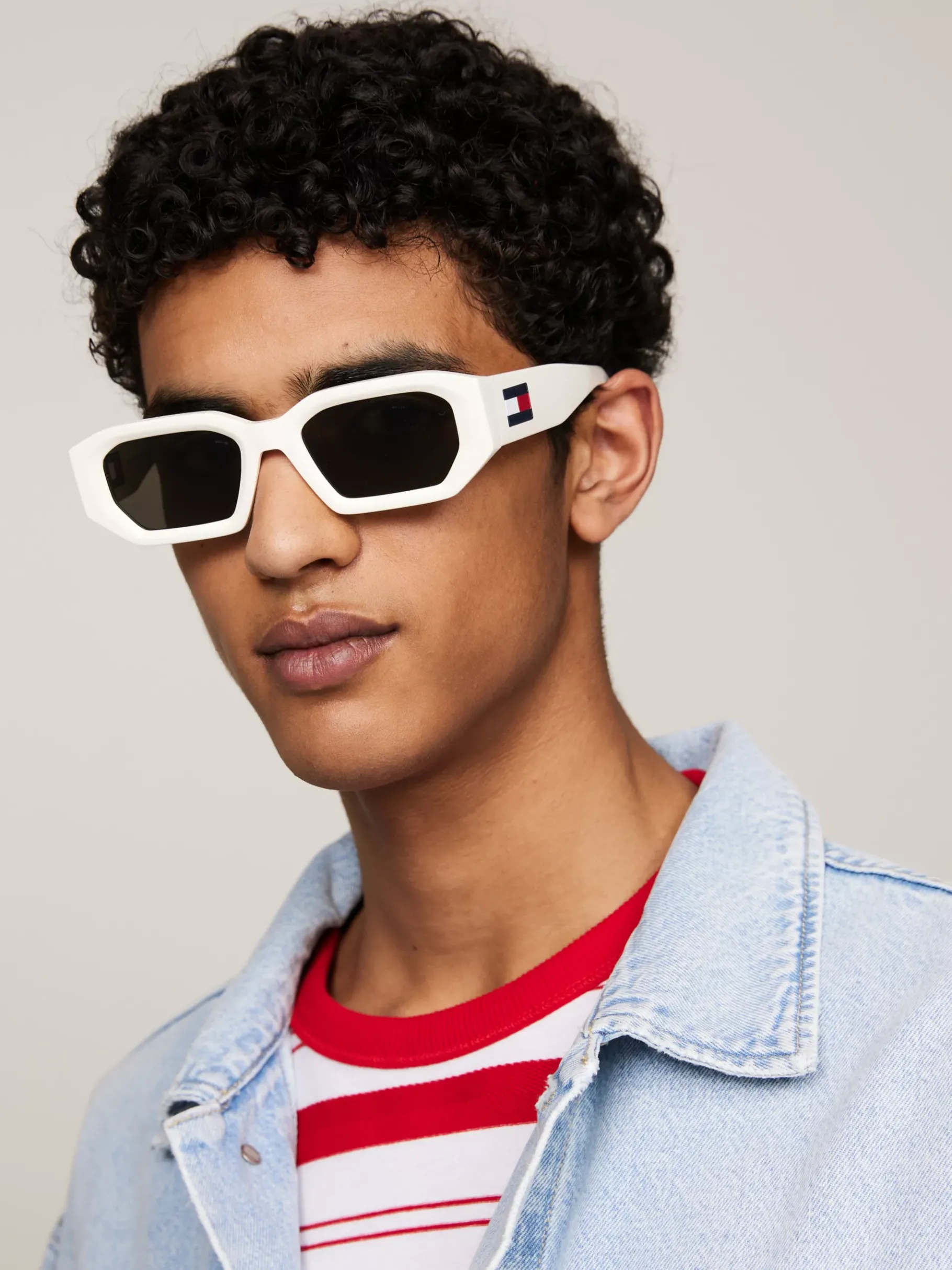 Tommy Hilfiger Sonnenbrille mit kleinen, achteckigen Gläsern WHITE Online