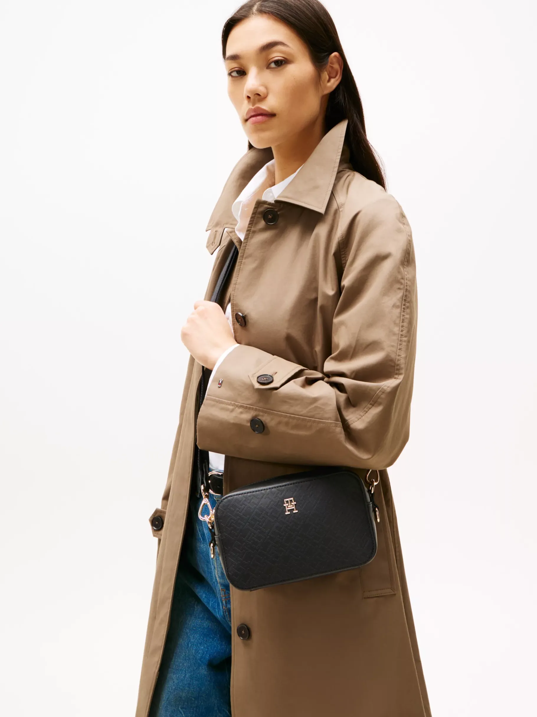 Tommy Hilfiger TH Monogram Kameratasche BLACK Best Sale