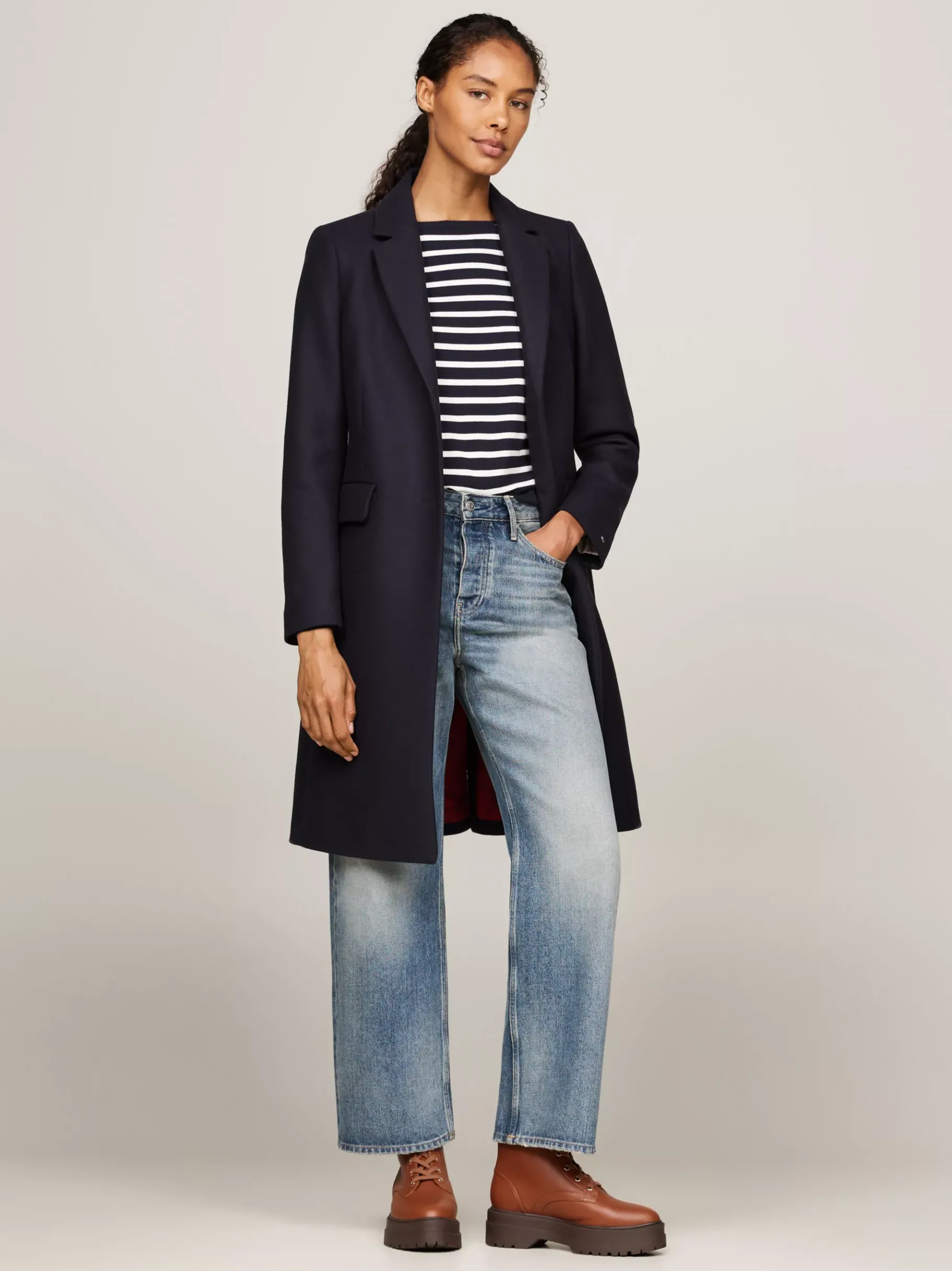 Tommy Hilfiger TH Monogram rutschhemmender Lederstiefel COGNAC BROWN Shop