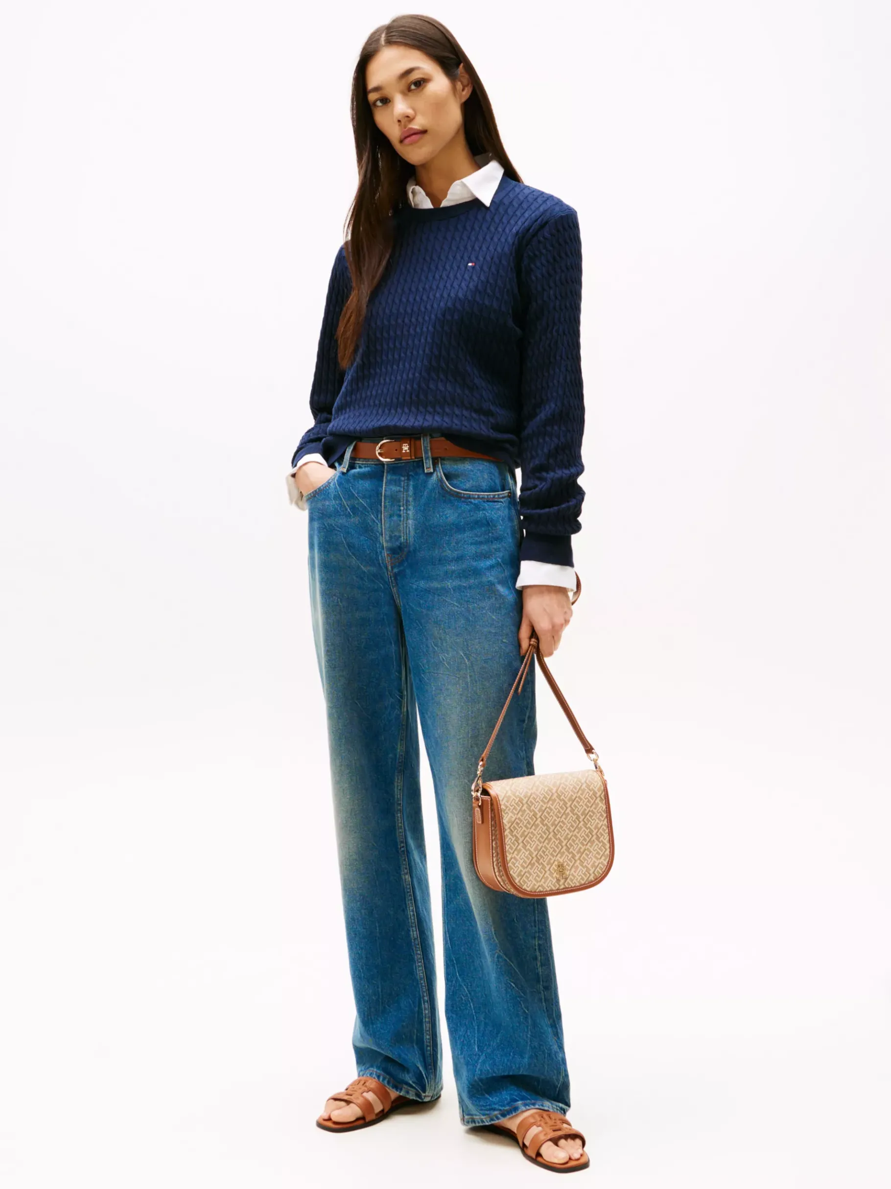 Tommy Hilfiger TH Monoplay Crossbody-Satteltasche SANDALWOOD Shop