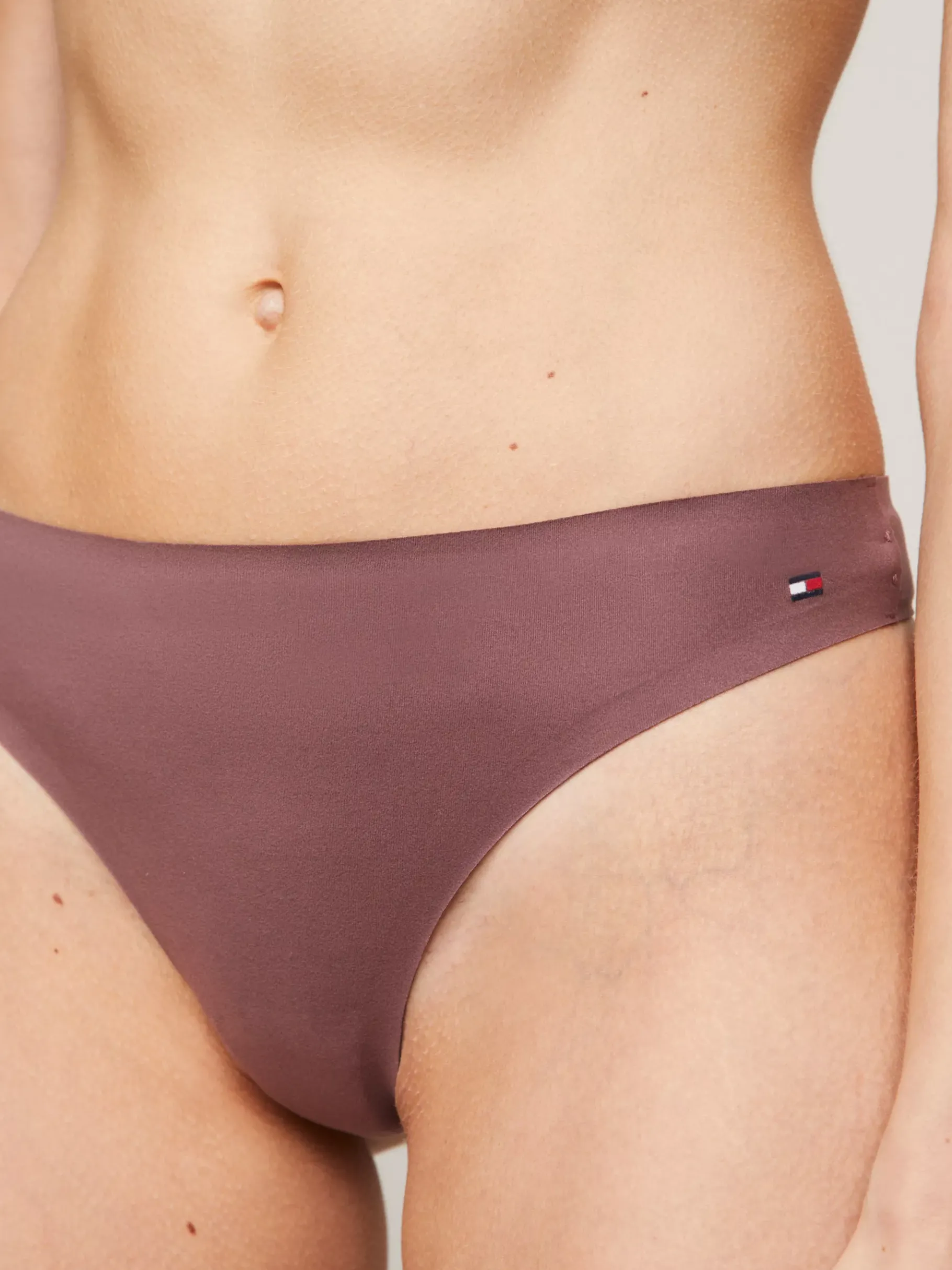 Tommy Hilfiger TH Ultra Soft String OVERSHADOW Online