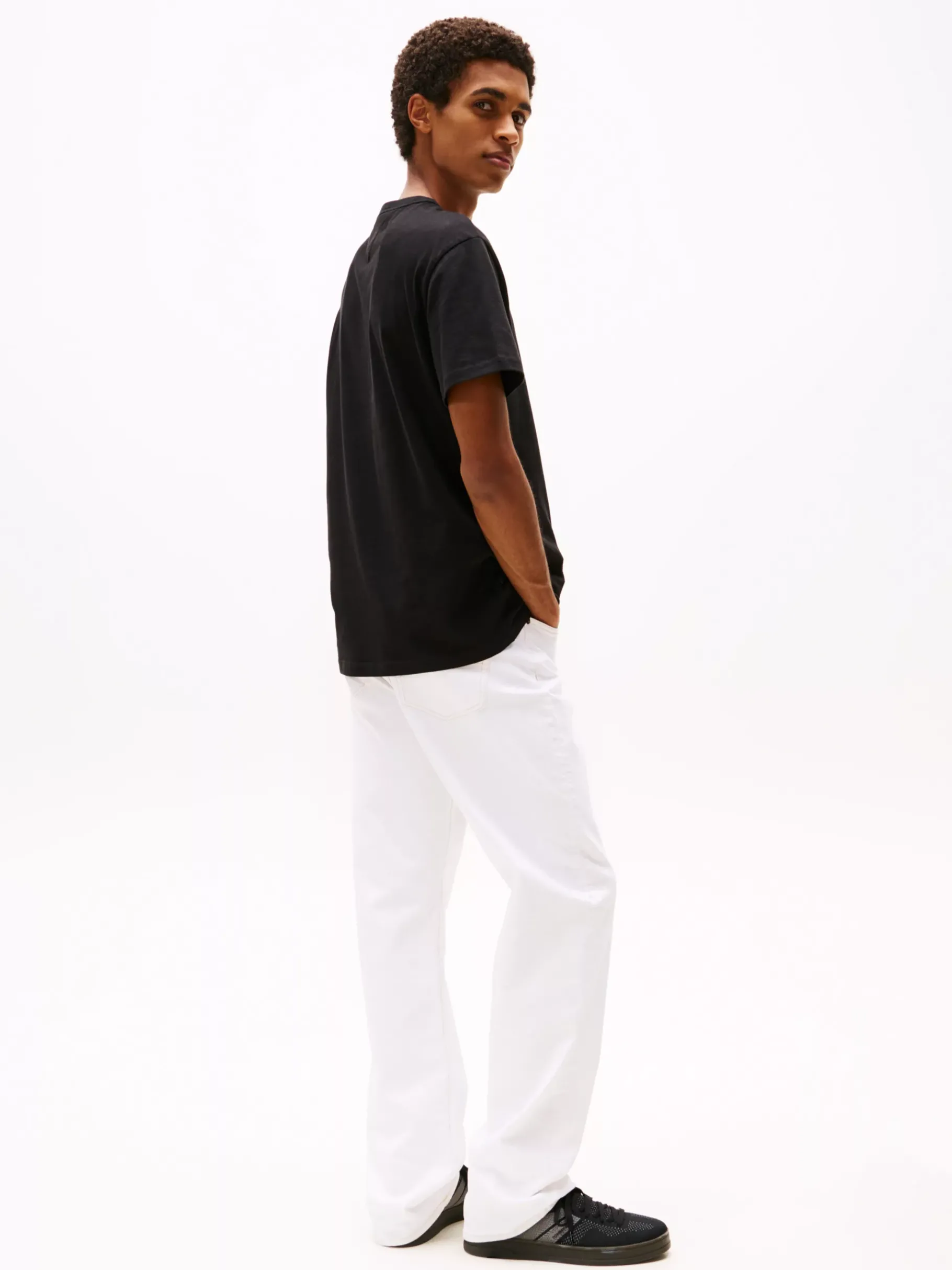 Tommy Hilfiger Tommy Badge T-Shirt BLACK Cheap