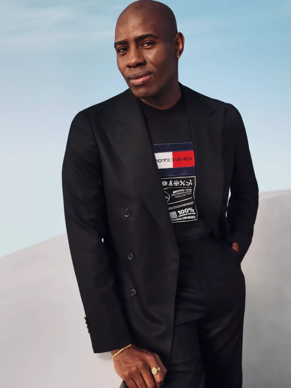 Tommy Hilfiger Tommy x Mercedes F1 x CR T-Shirt mit Pflegeetikett-Logo BLACK Fashion