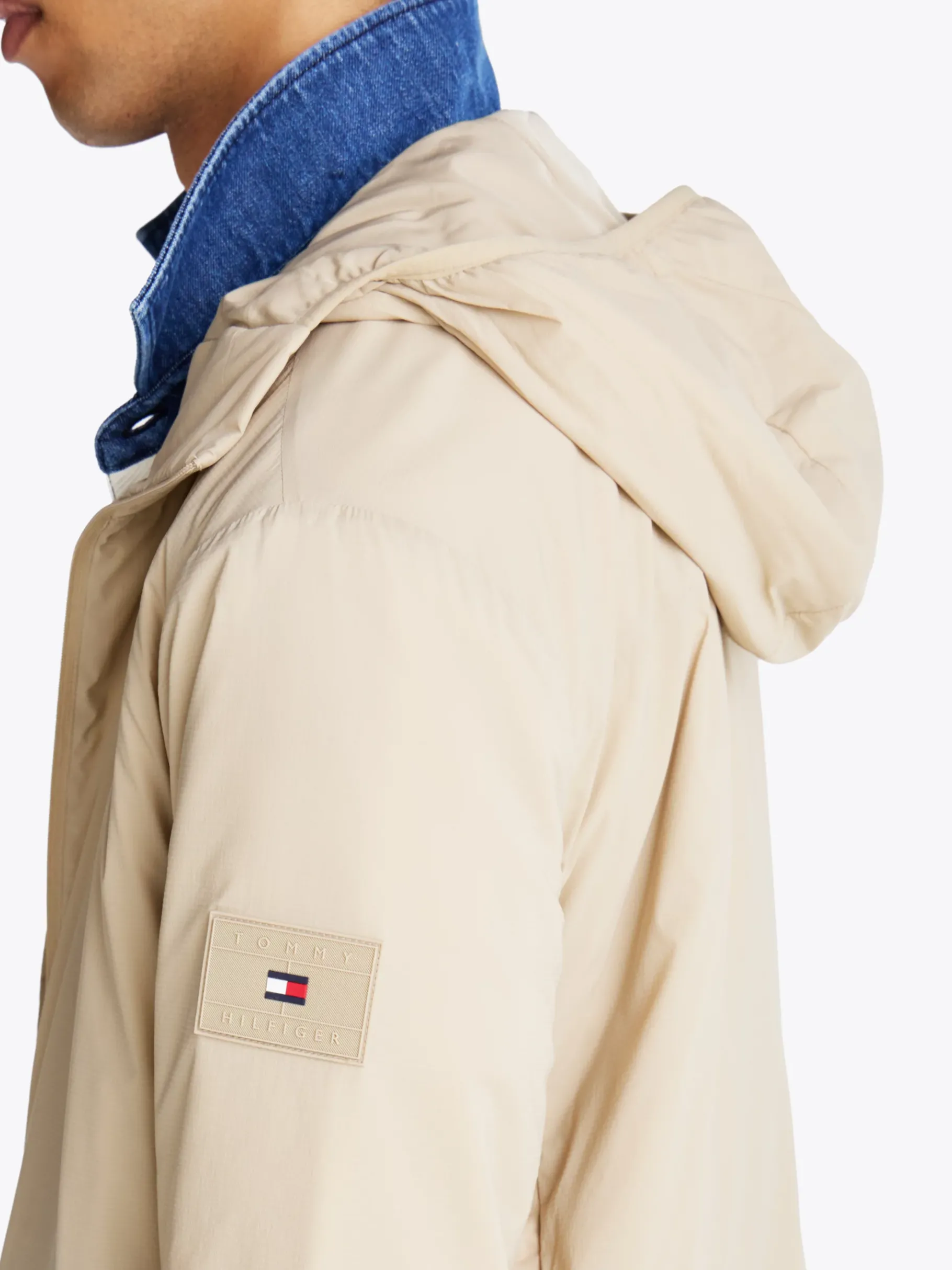 Tommy Hilfiger Verstaubare Jacke SANDALWOOD Discount