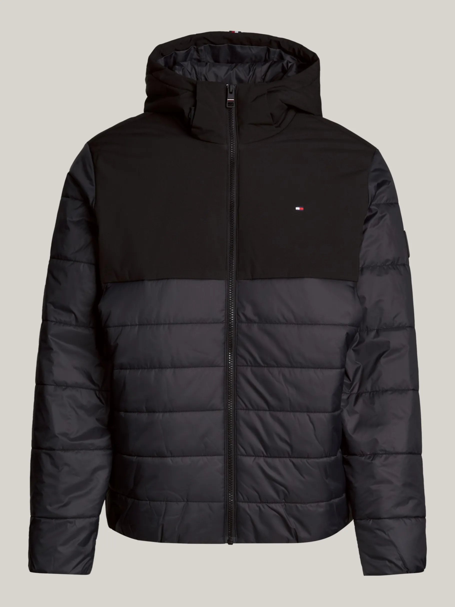 Tommy Hilfiger Wasserabweisende Thermo-Jacke mit Kapuze BLACK Flash Sale